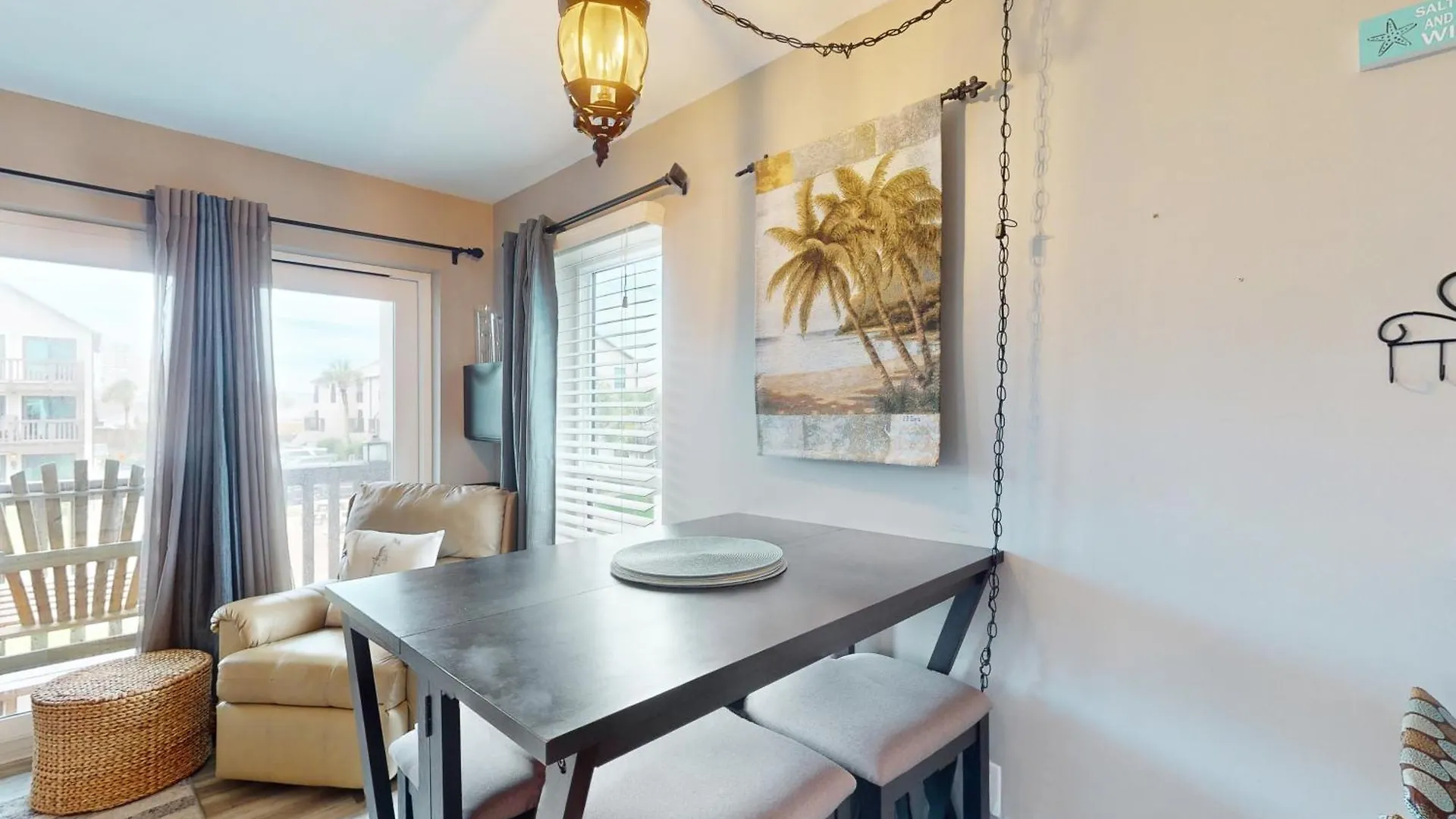 Largo Mar C-112 Apartment Panama City Beach